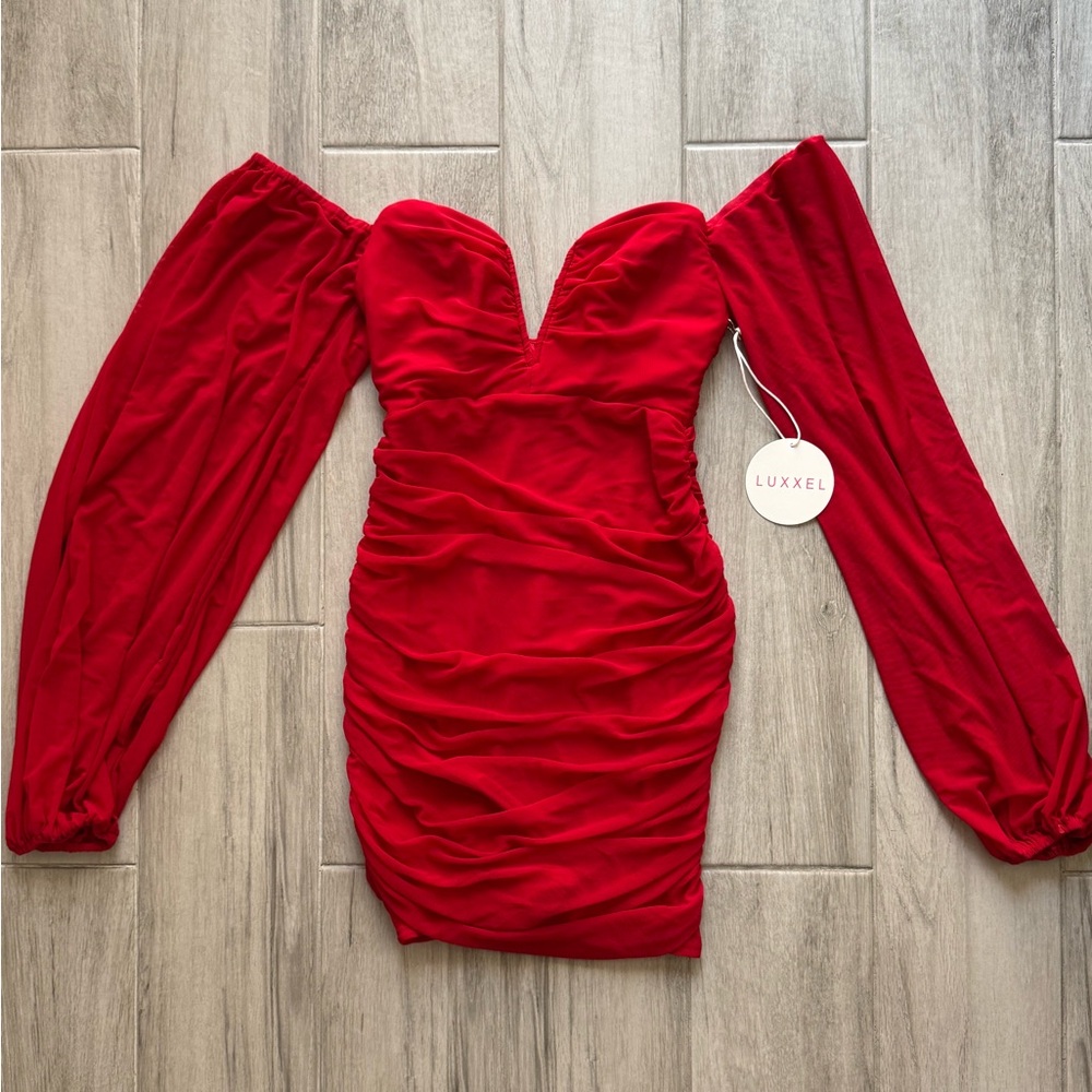 Luxxel Red Ruched Bodycon Dress with Bishop Sleeves Size Small